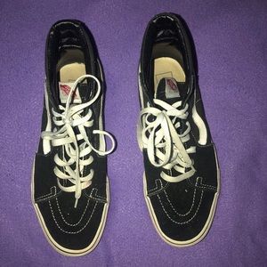 UNISEX HIGH-TOP CLASSIC VANS